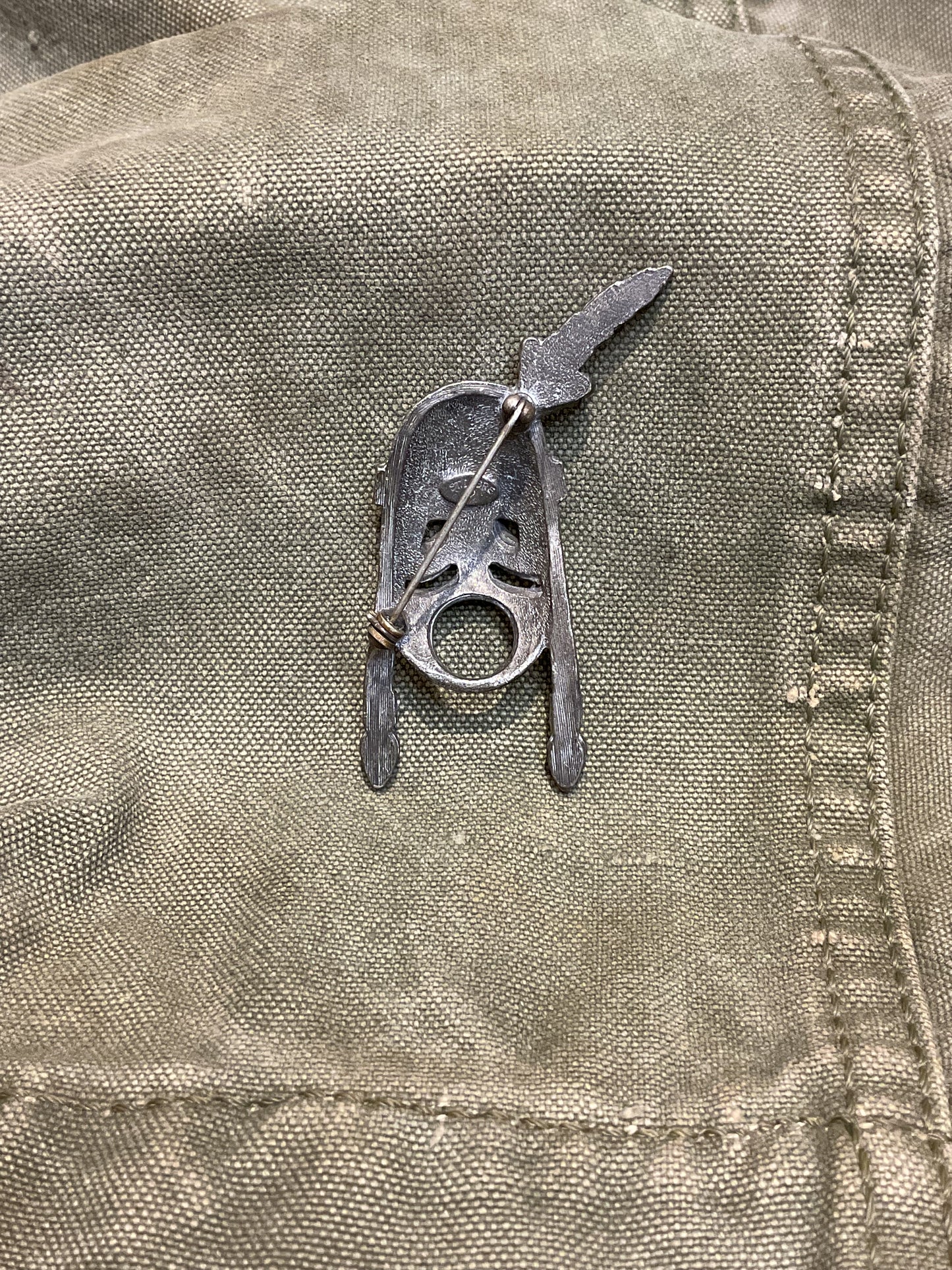 Pin