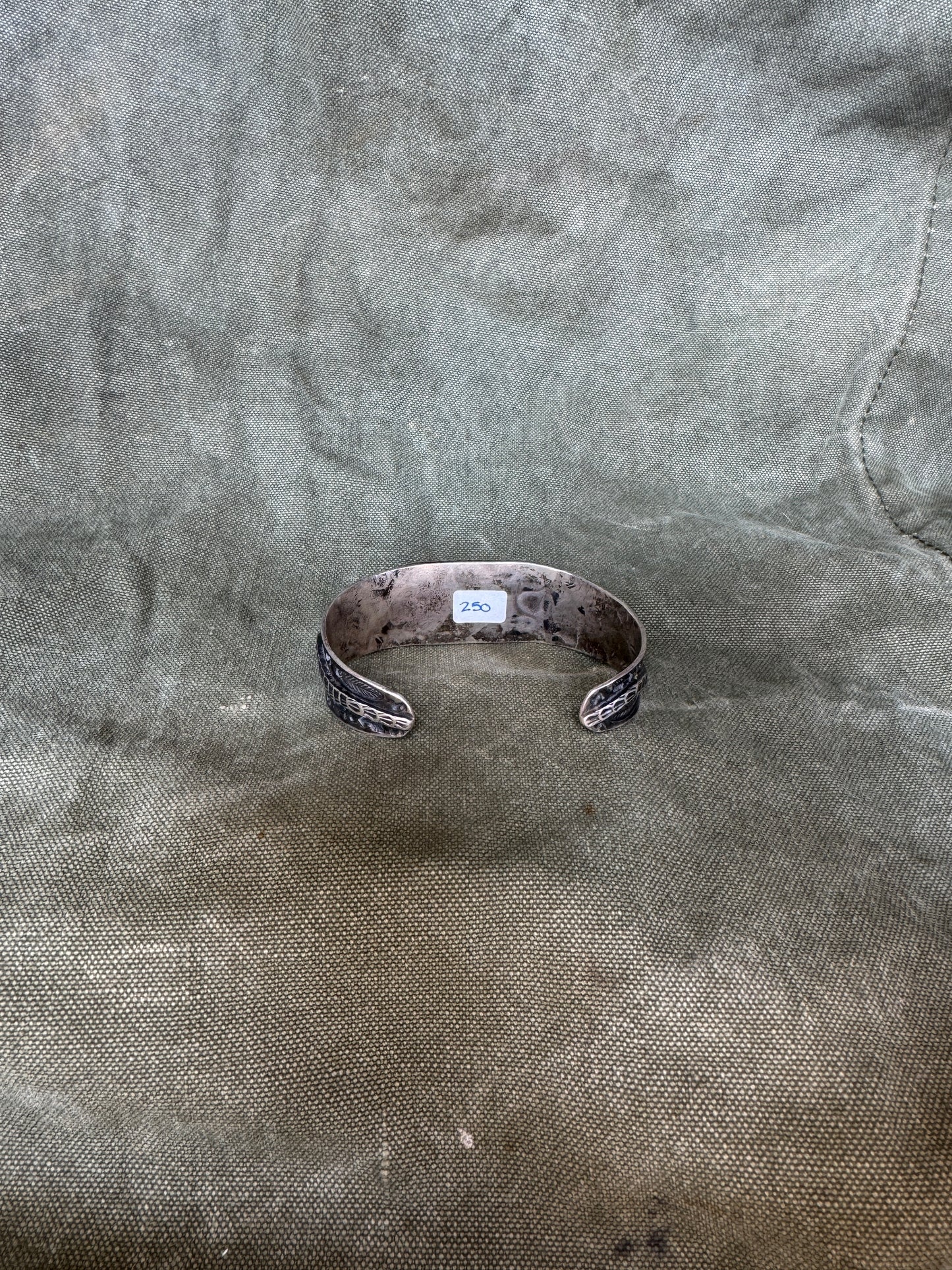 Bracelet
