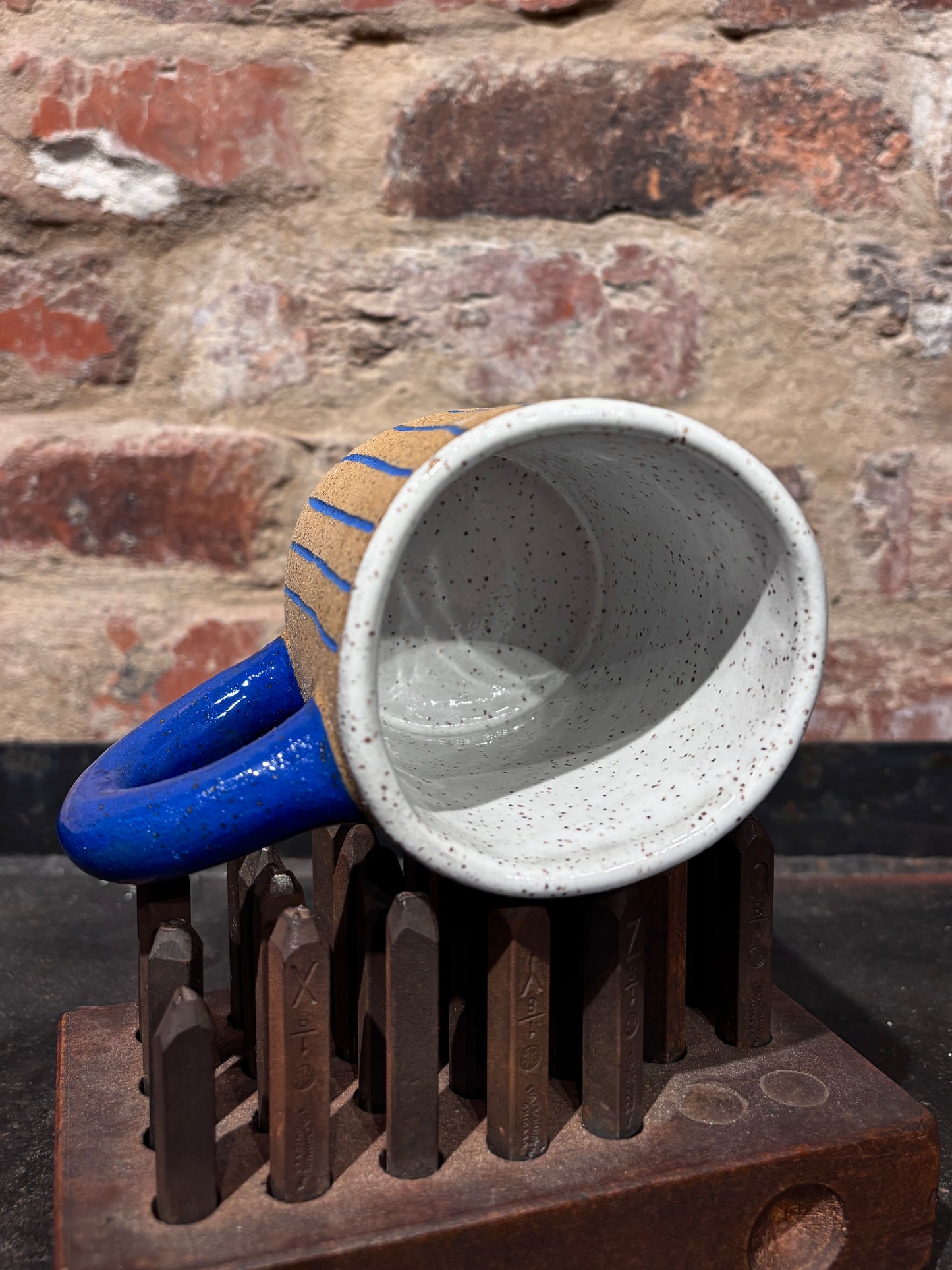 'Hand Wings' Stripped Ceramic Mug