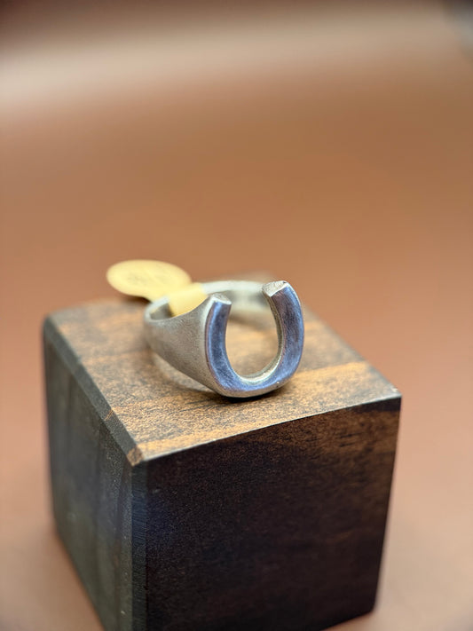 Smooth Horseshoe Ring, Polished Sterling, size 7.5