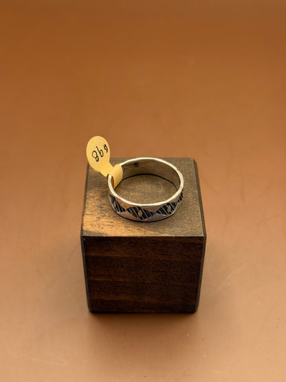 Carved Sterling Band, Diamond Motif size 11.5