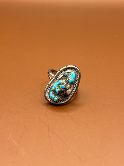 Vintage Silver and Turquoise Ring - Size 9.5
