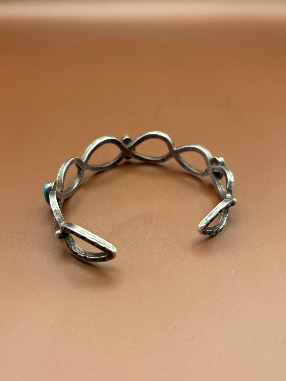 Vintage Navajo Sterling Silver Sand-Cast Turquoise Cuff Bracelet – Size 8" 1.25" gap