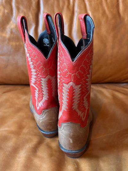 1883 by Luchesse boots Size 8.5