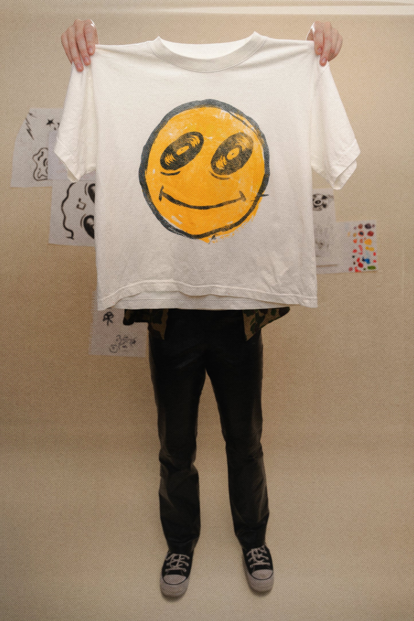 Smiley Graphic Cropped Tee