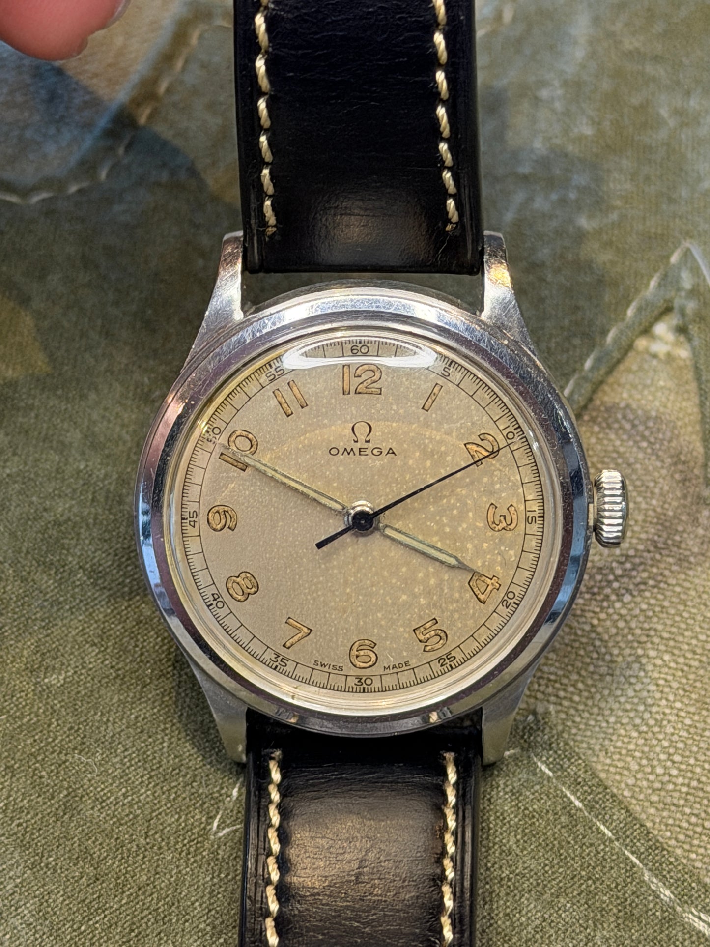 1945 Omega CK 2179 — Cream Dial Dress Watch, 30mm Steel